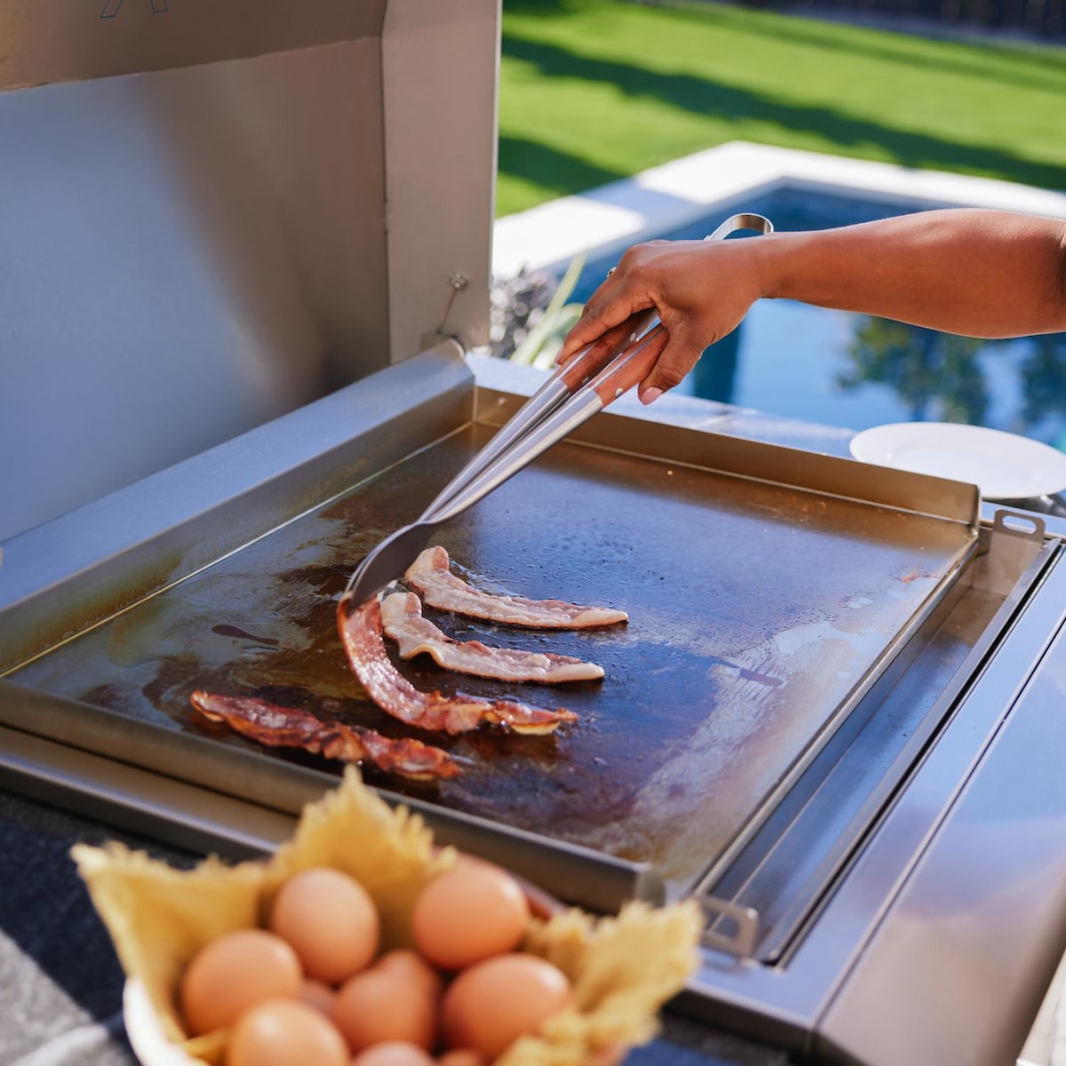 Blaze LTE3+ 30 Inch Built-in Gas Griddle w/ Lift-Assist Hood