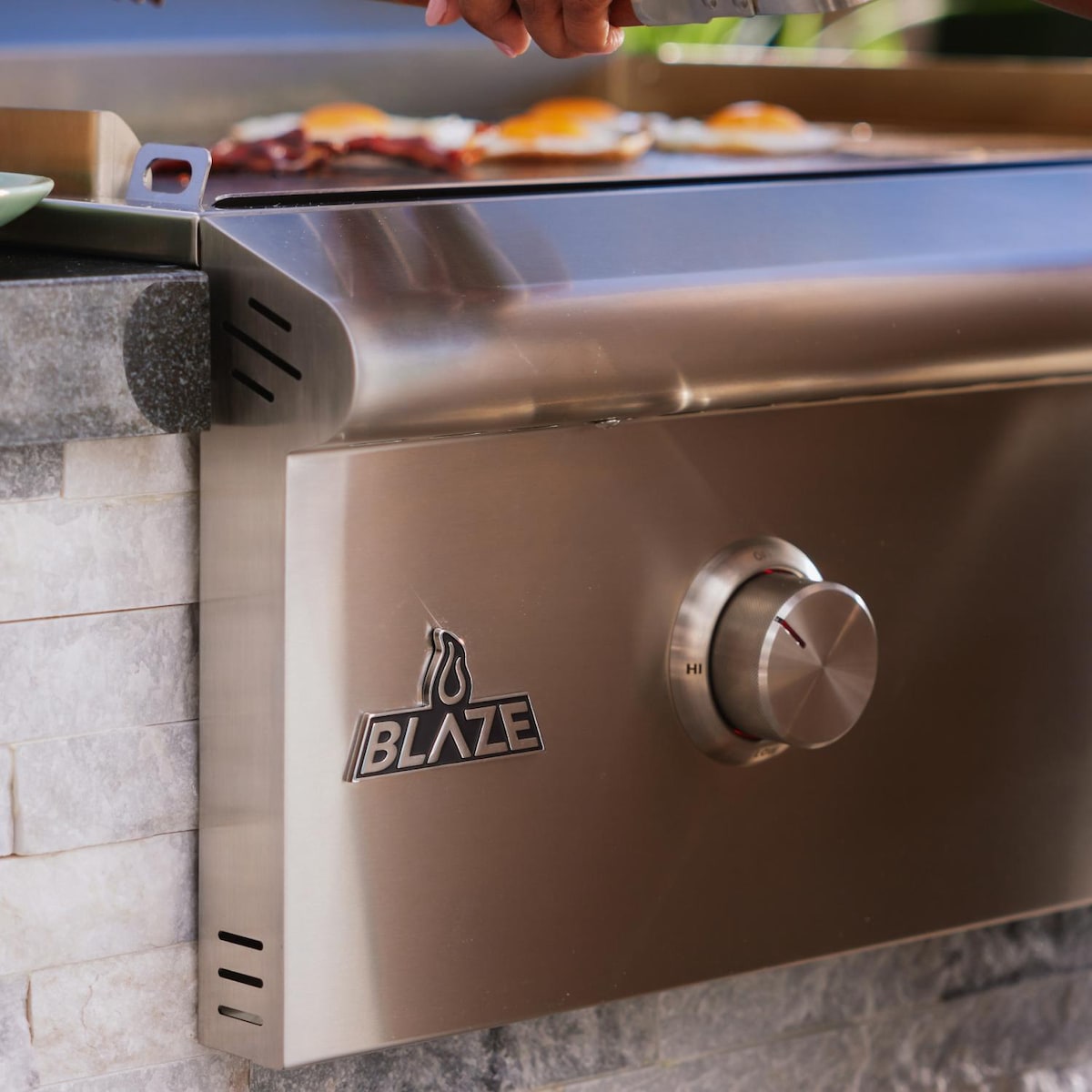 Blaze LTE3+ 30 Inch Built-in Gas Griddle w/ Lift-Assist Hood