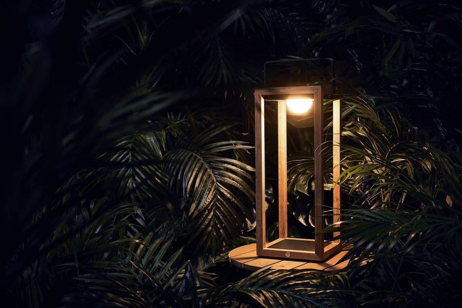 TOM Solar Lamp