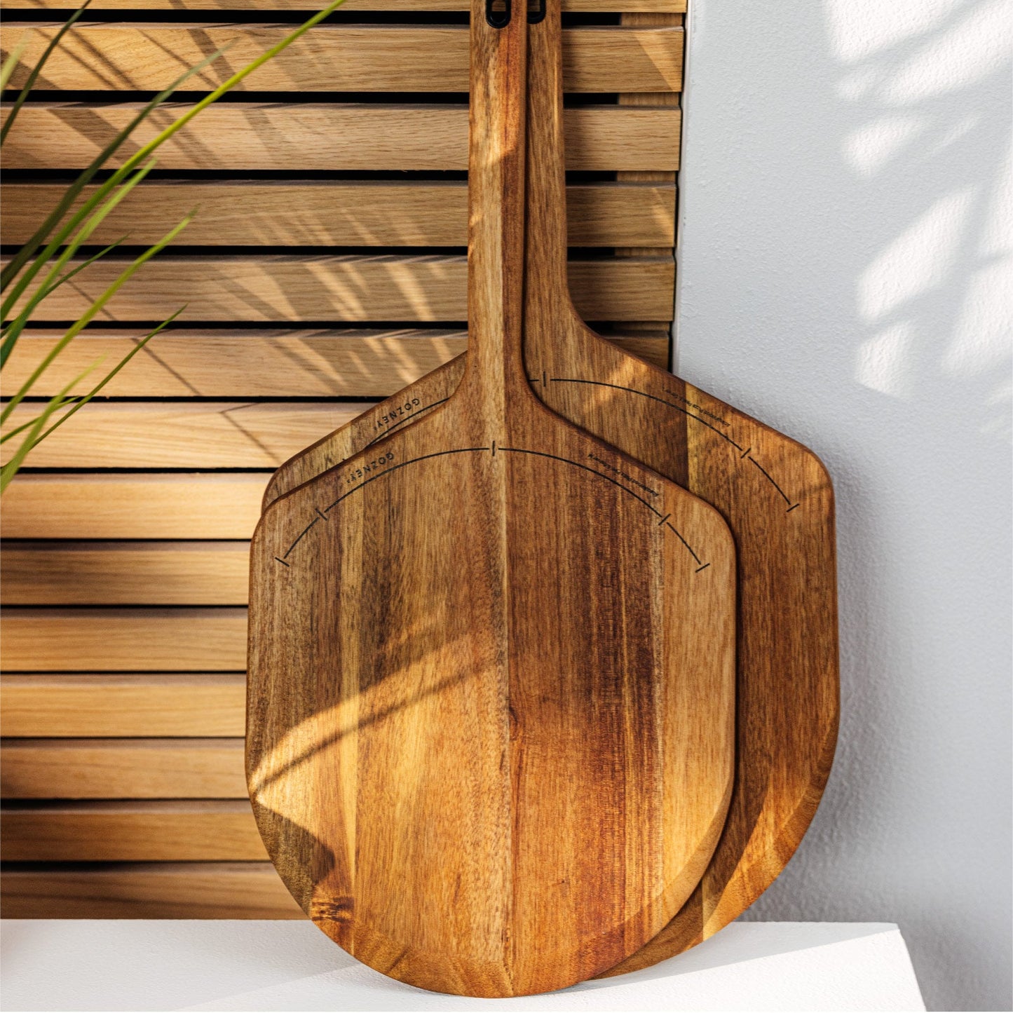Gozney Acacia Wood Pizza Peel & Server