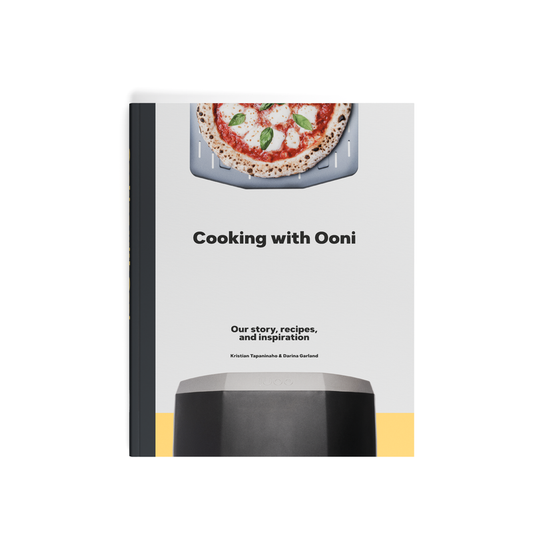 Cooking with Ooni Cookbok